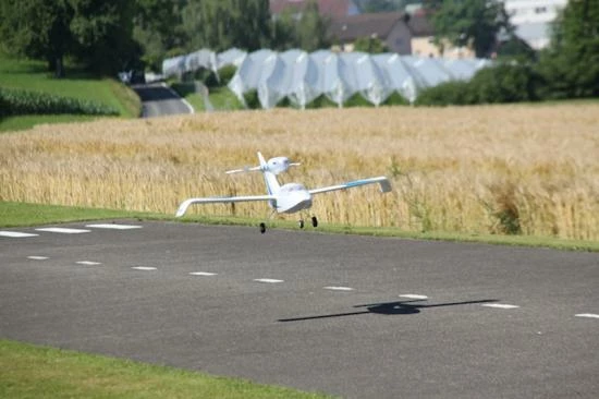 Dynam Seawind Blue 1220mm - ARTF 9 Dynam Seawind Blue 1220mm - ARTF - Image 7